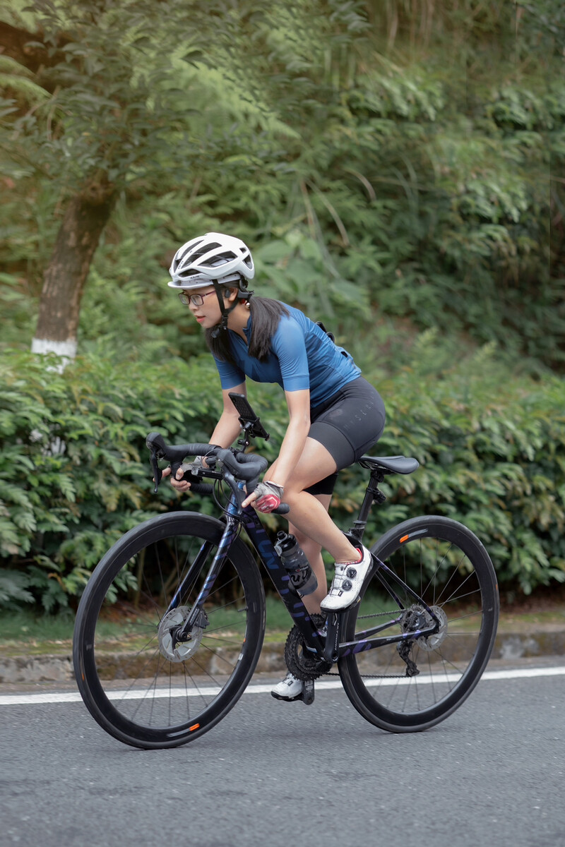 锻炼身体骑自行车好还是步行好,从锻炼的角度选公路车还是山地车