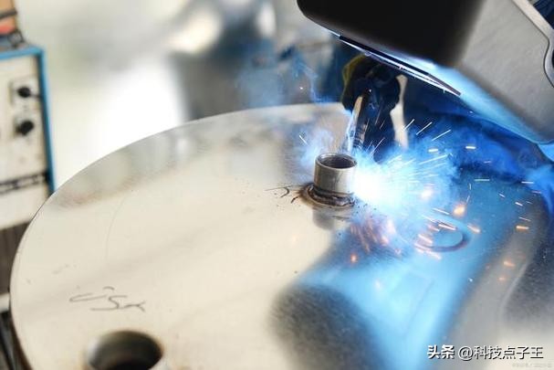 分析硫代水杨酸基电解液的纯铜电化学机械抛光反应及机理研究