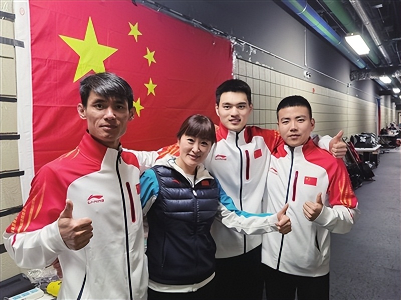 中国残奥冰球队首秀,中国残奥冰球队整装出发