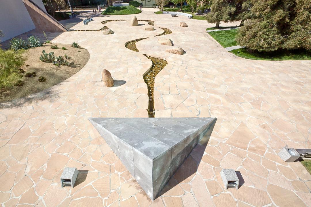 野口勇加州景观,野口勇的加州剧本