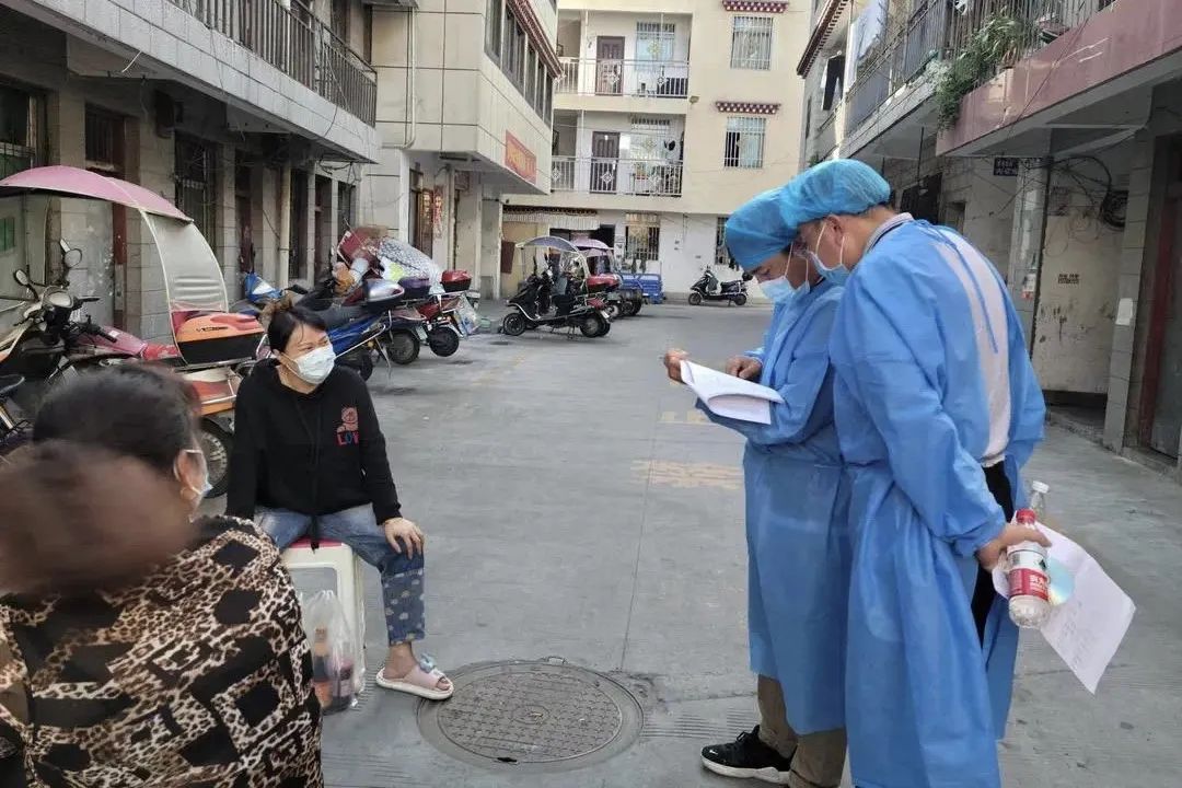 巴宜检察：当好政策“宣传员”、秩序“维护员”、后勤“服务员”