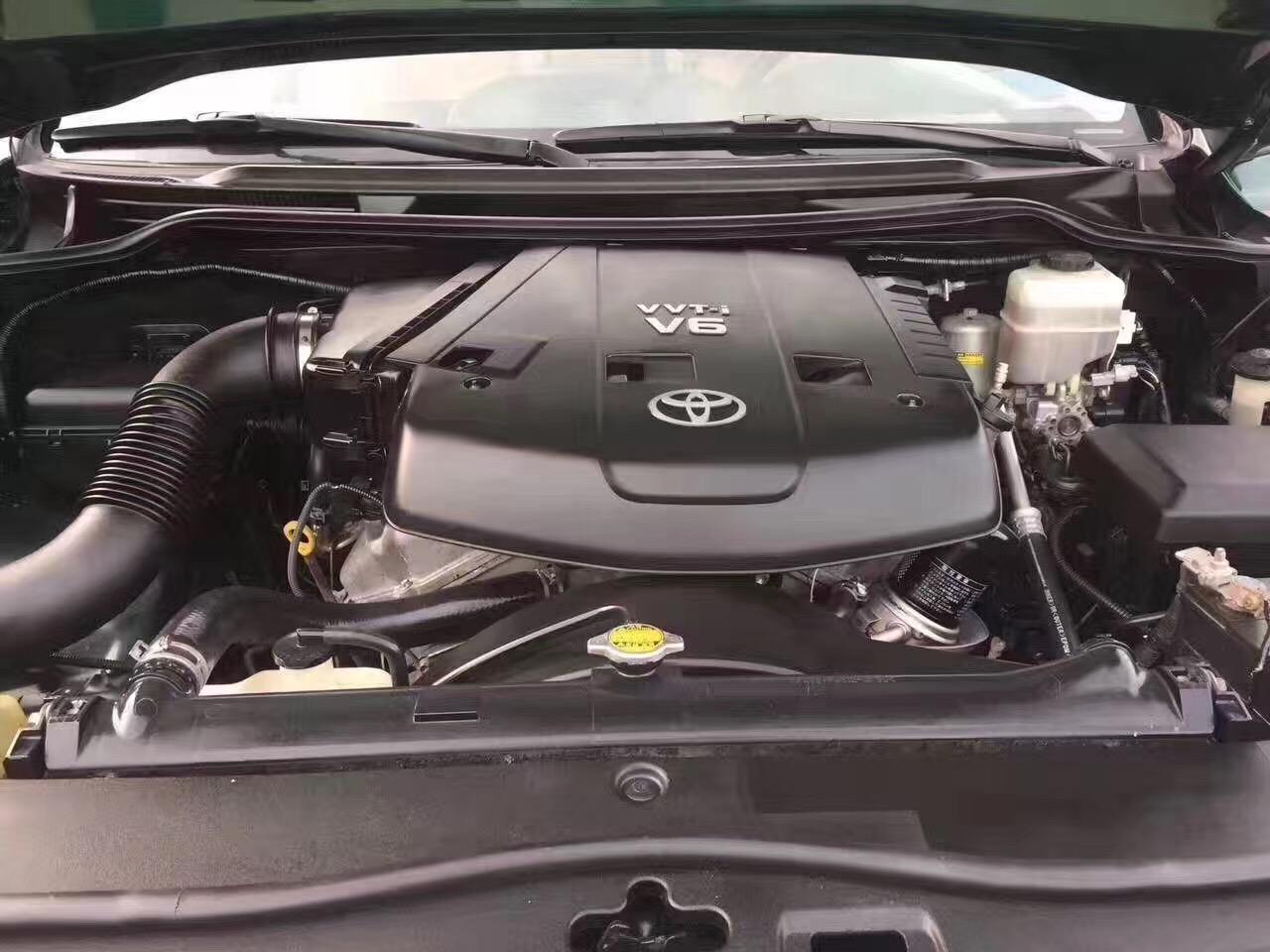 有陆地巡洋舰美称的兰德酷路泽,2014兰德酷路泽陆地巡洋舰4600v8