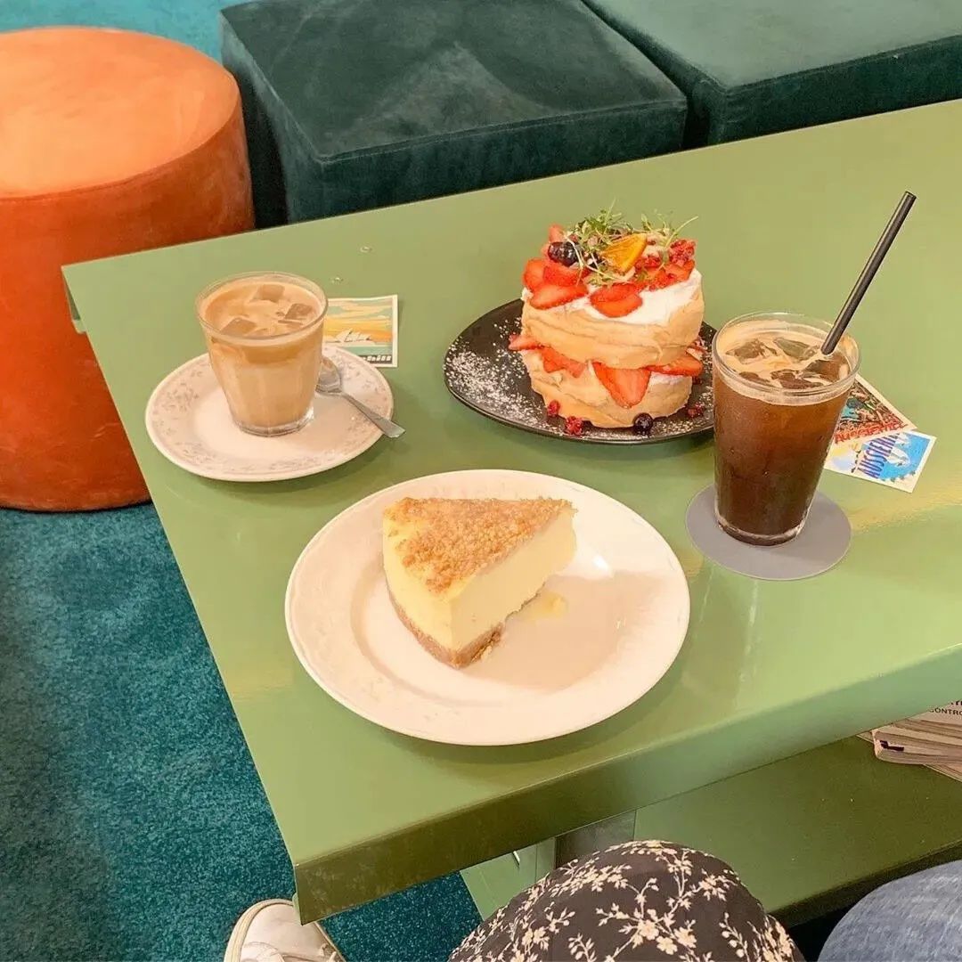 绿色背景图ins高级感小图,干净的背景图ins风冬日高清