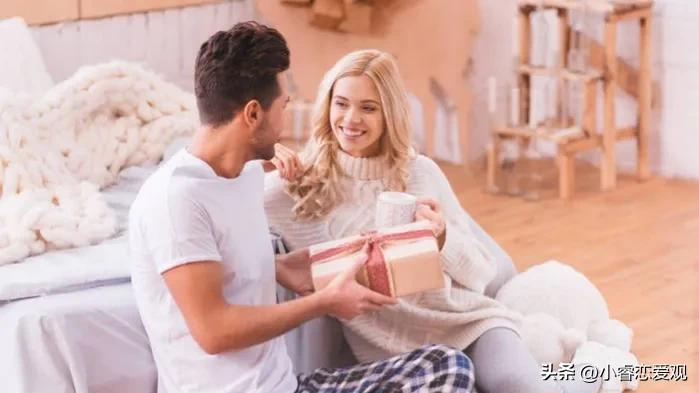 中年男士礼物排行榜实用,男生送女生礼物前十件排名