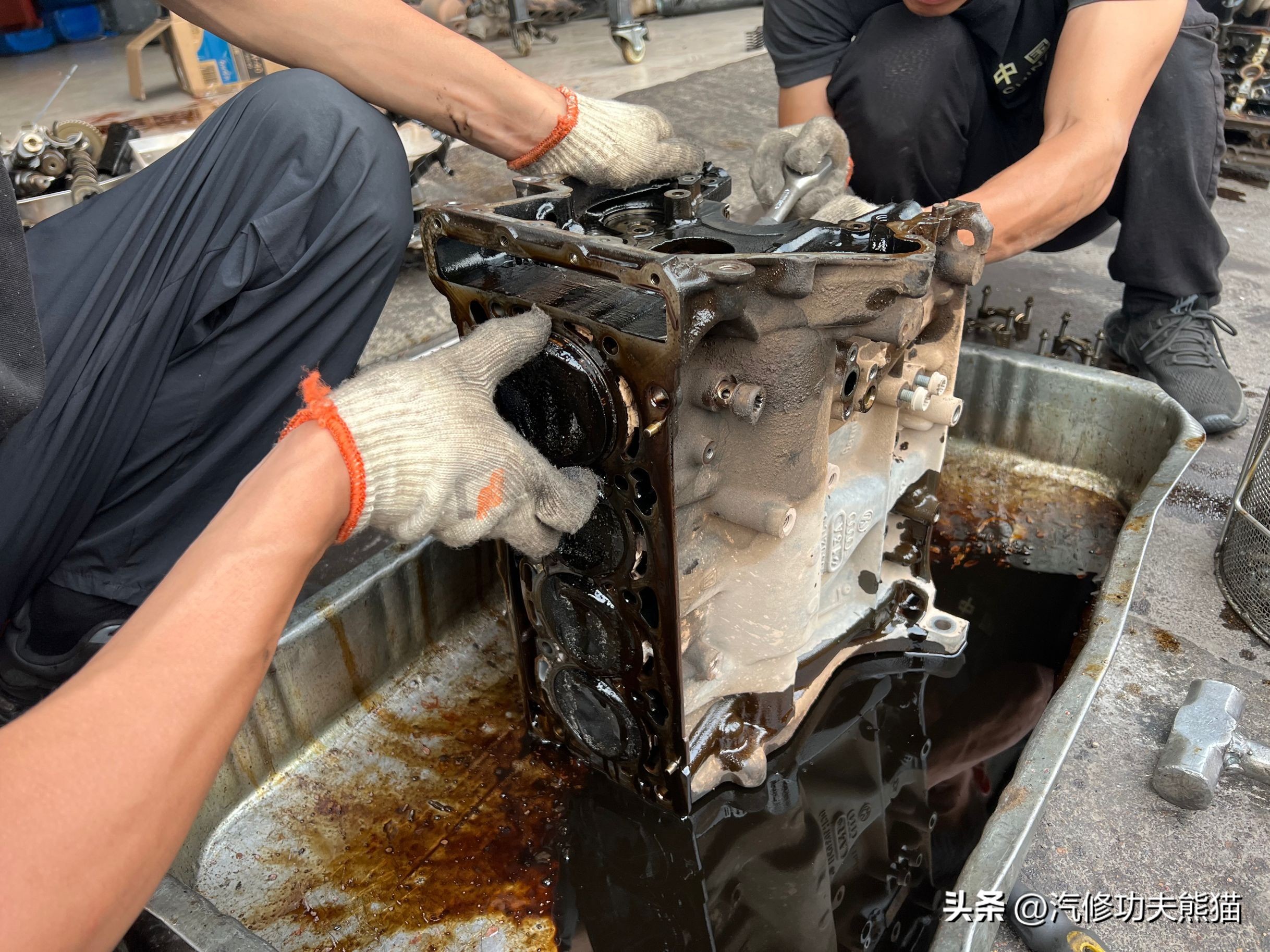 大众途观三百公里烧一升机油,途观3代发动机烧机油