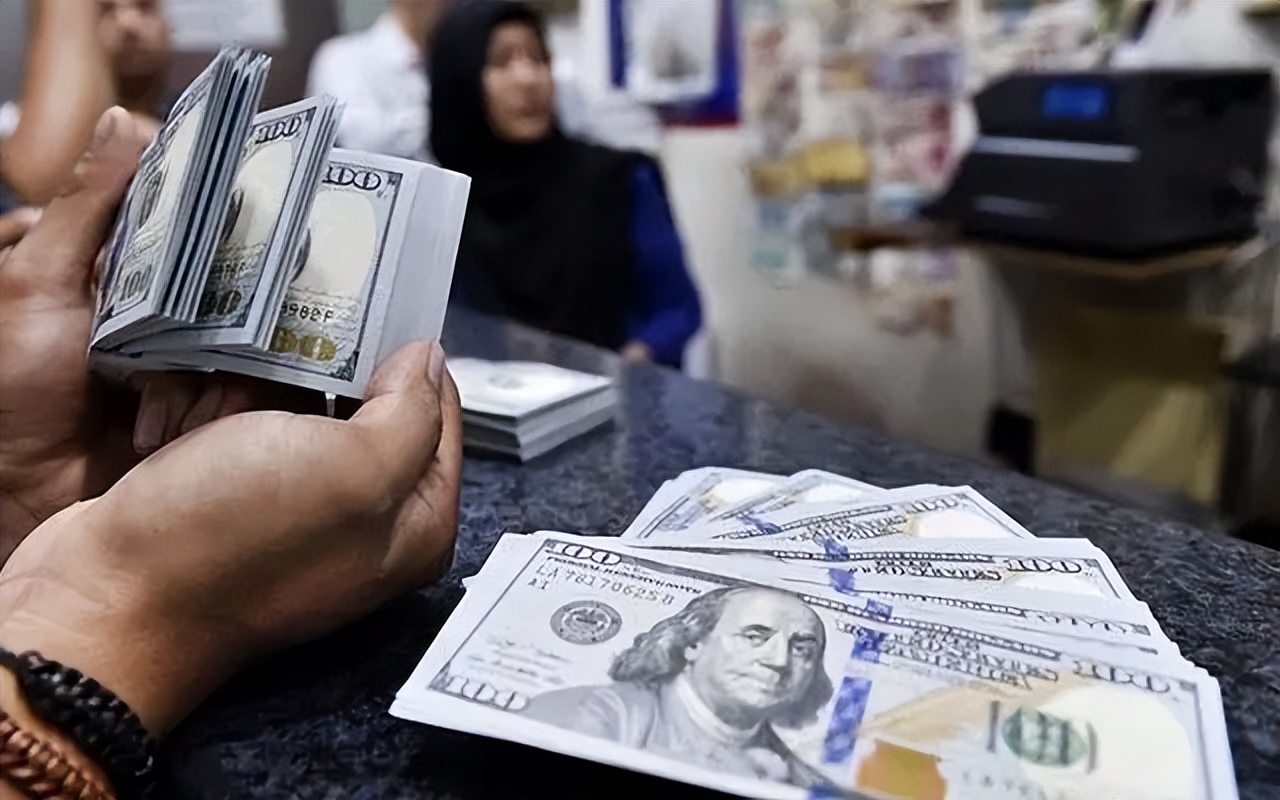 西方高科技禁运卡住了俄军，却卡不住中国，原因不是简单一两条