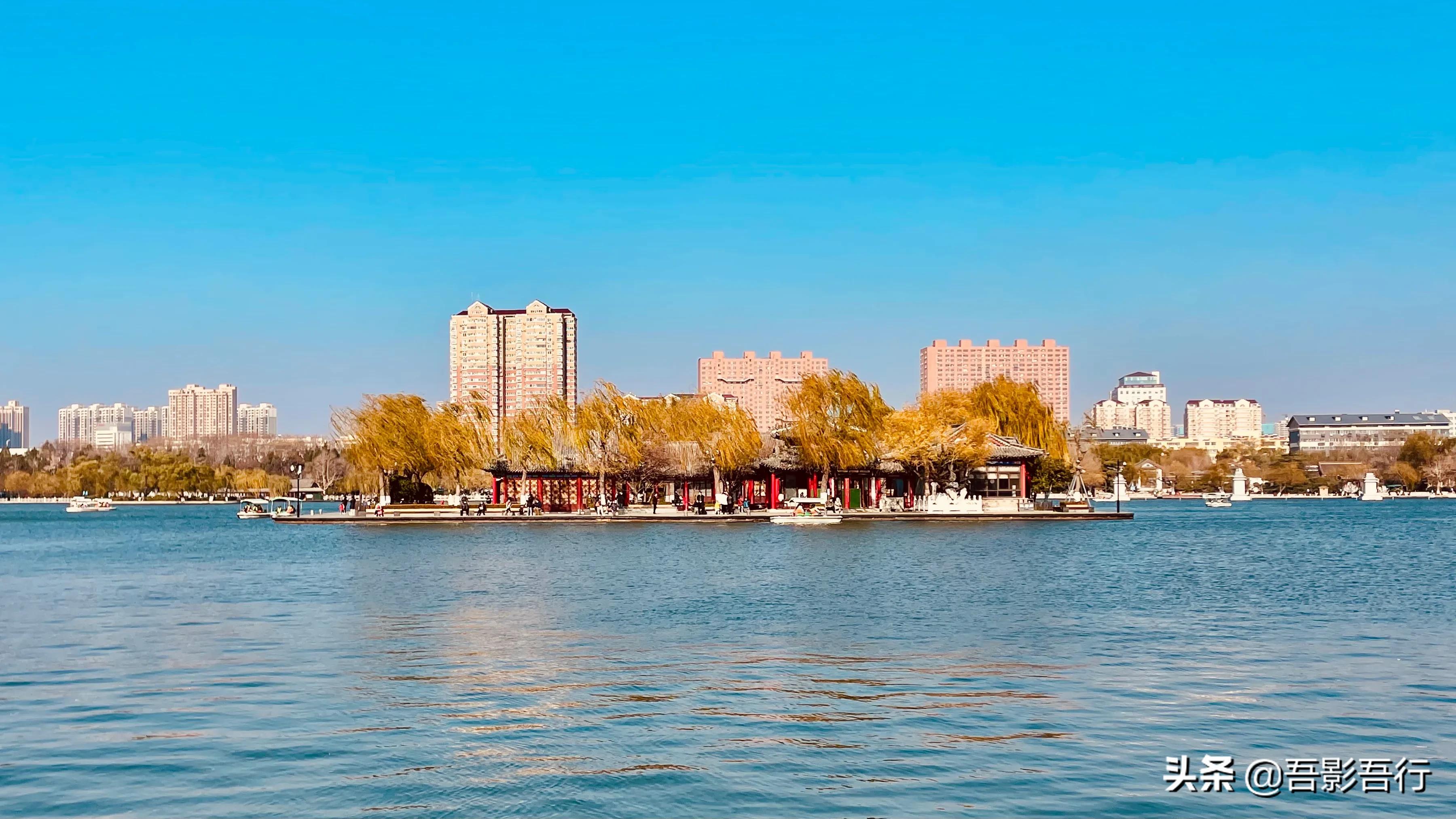 济南大明湖秋冬图片高清,初春大明湖美景图片