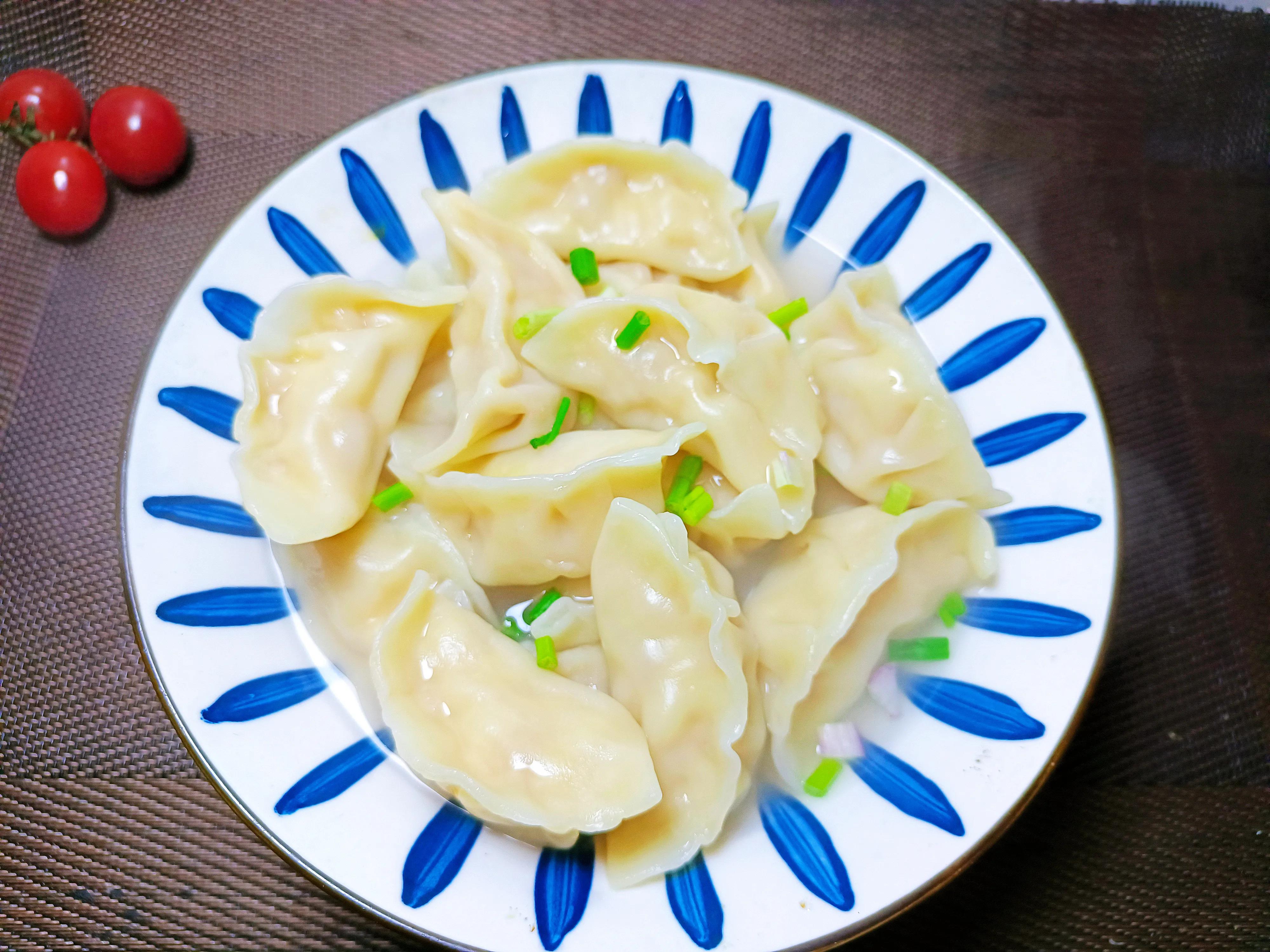 除夕年夜饭，不管有钱没钱，6道“吉祥菜”记得吃，寓意兔年吉利