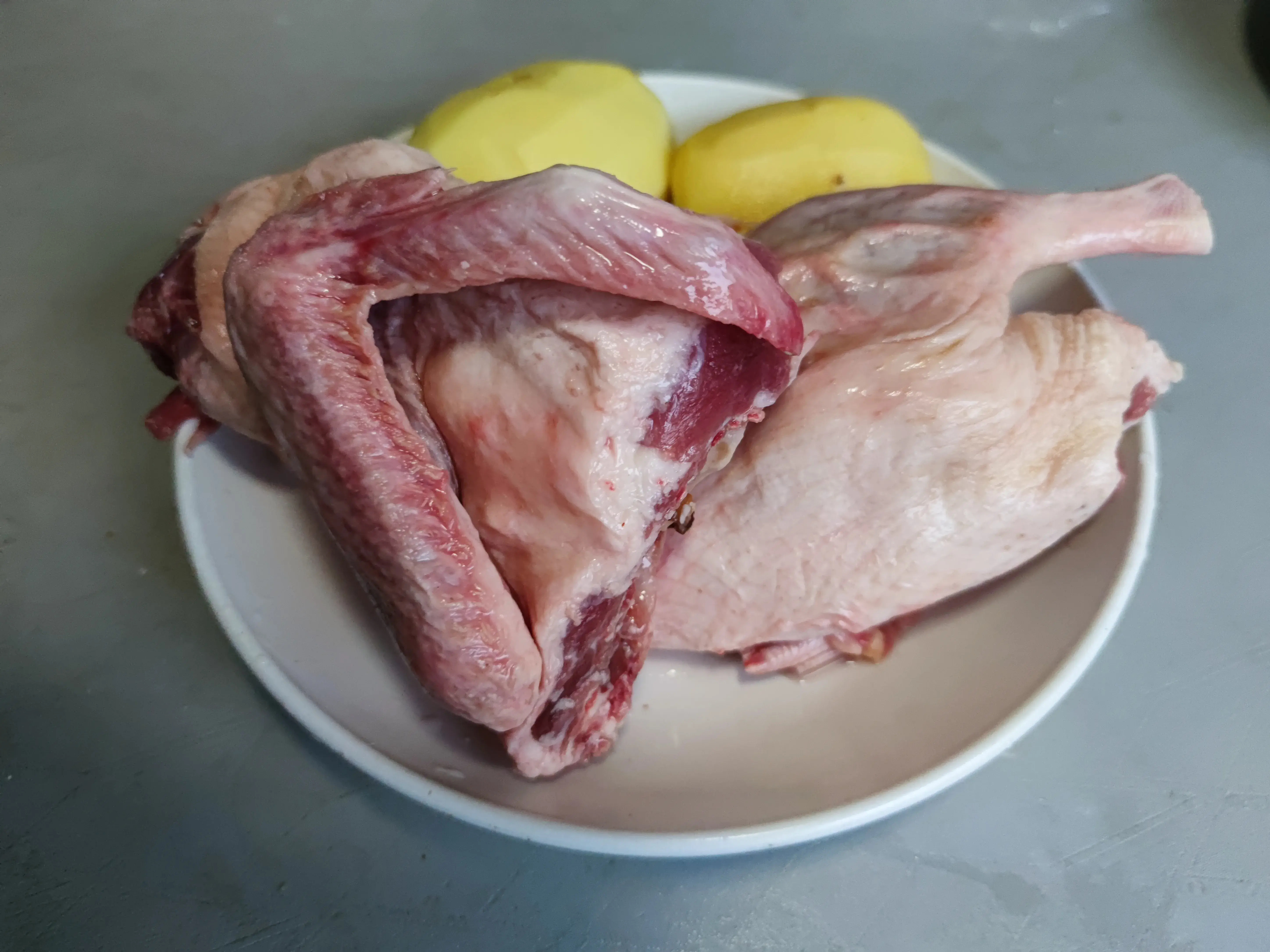 网上哪里买大鹅便宜,东北大鹅为什么这么便宜