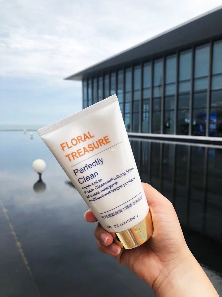 适合秋冬使用清洁较好的洗面奶,秋冬如何选择洗面奶