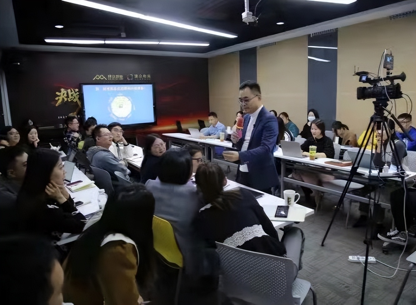 泛娱乐化营销,娱乐化营销新模式