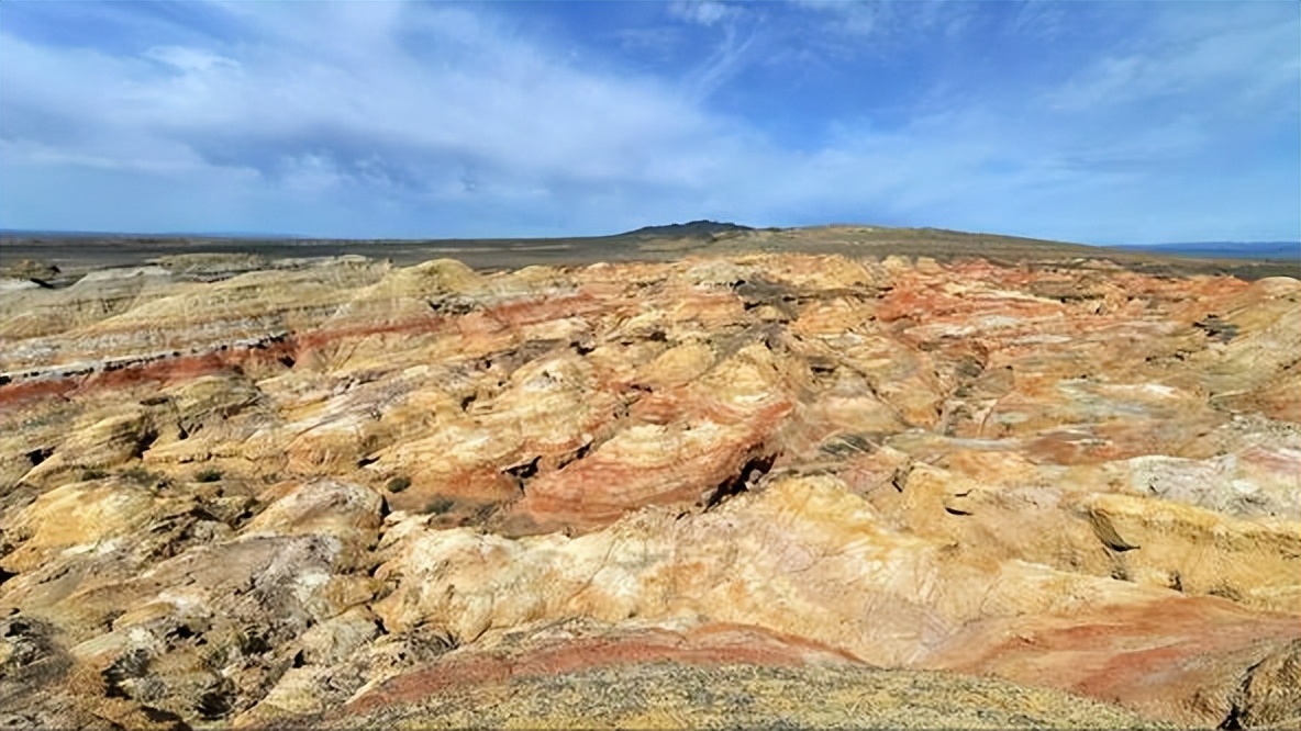 准噶尔盆地石英滩隆起的正反演结构，和遗传机制间的联系