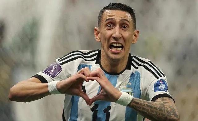 足球解说精彩瞬间激动人心,震撼人心的比赛解说足球