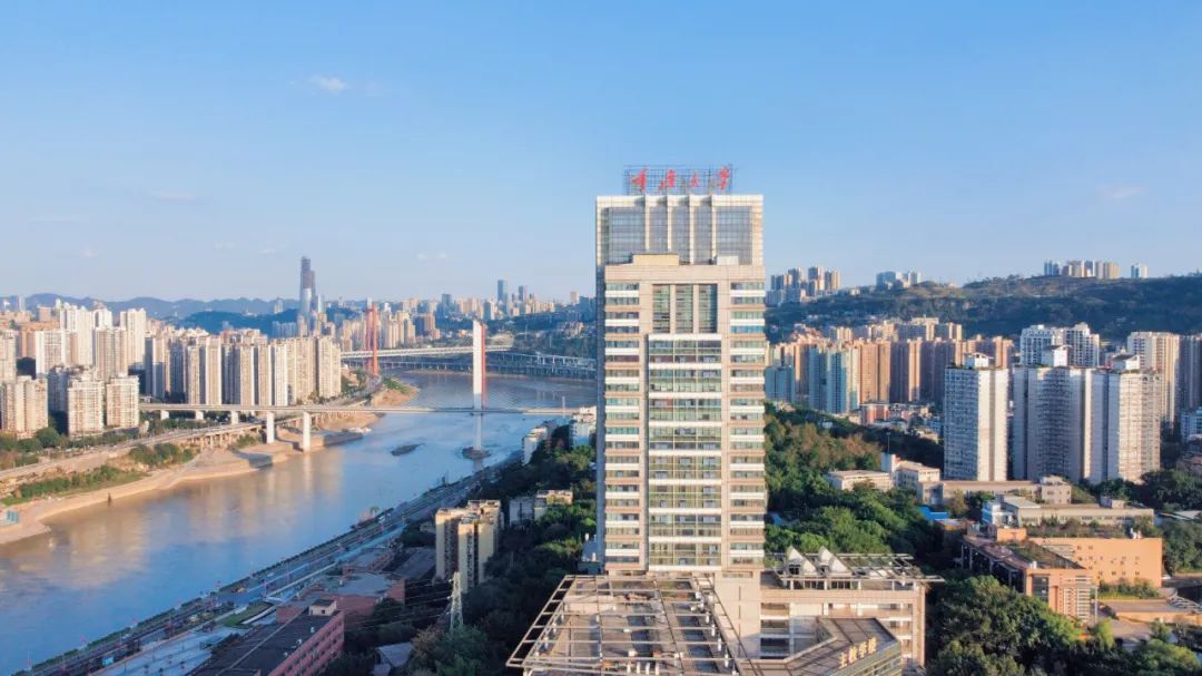 高考顺利！欢迎你来重庆，续写与重大的未来故事