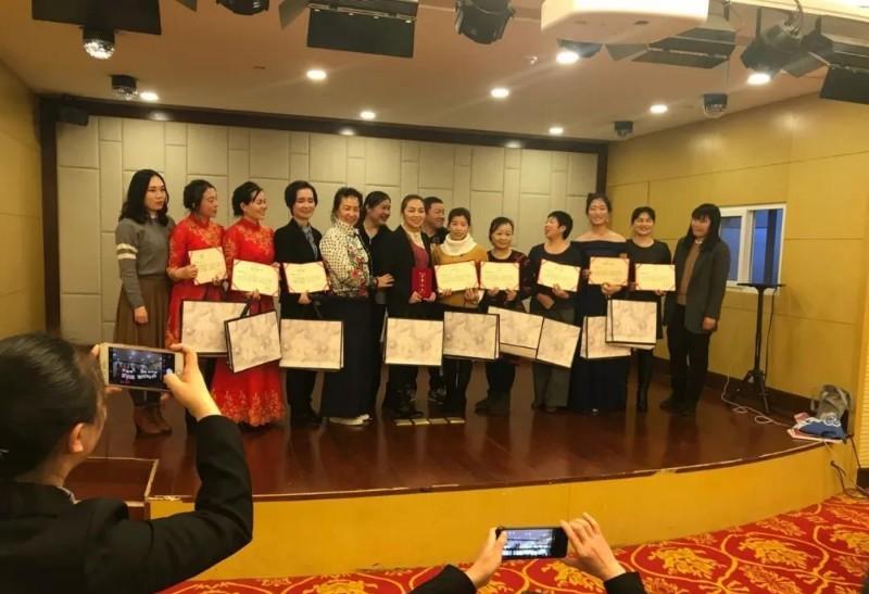 北京上门给老人洗澡护理,北京失能老人护理养老院