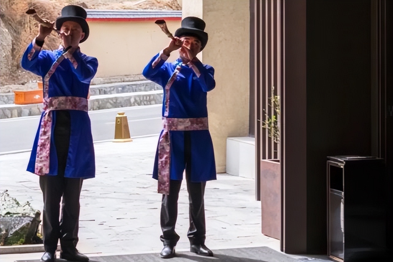 五一好去处仙境九寨沟,五一去天堂寨旅游