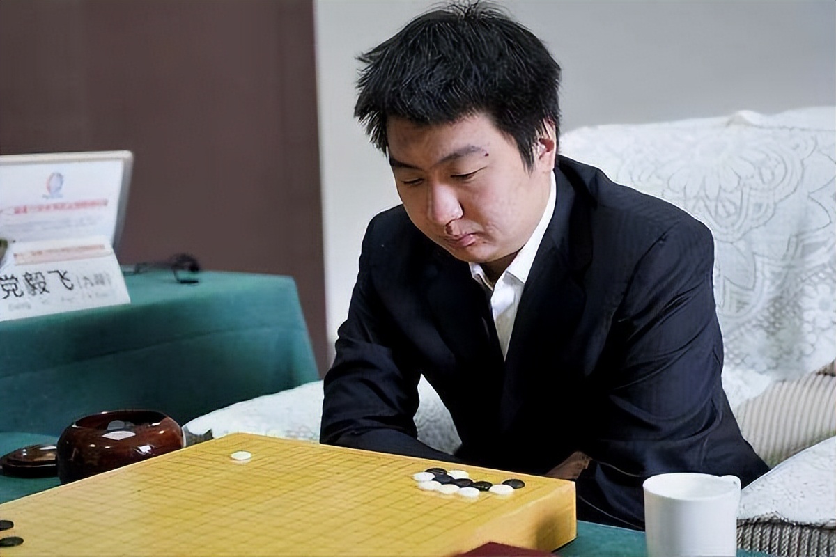 王星昊胜申真谞第三局,王星昊夺冠后柯洁的感受