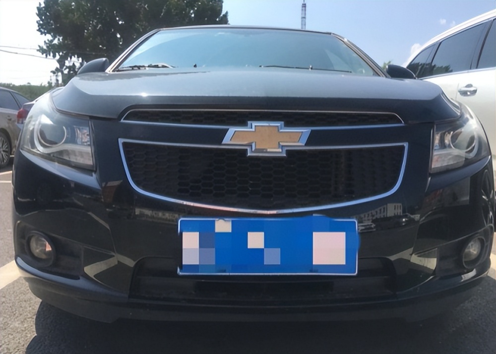 雪佛兰科鲁兹空调滤芯更换视频,雪佛兰科鲁兹空调滤芯更换方法