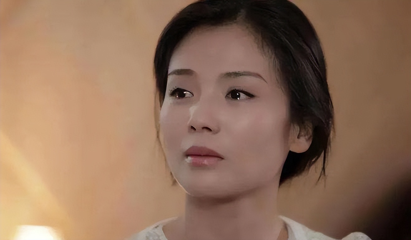 被“贤妻”*绑捆**的人生：刘涛曾经有多风光，现在就有多失意