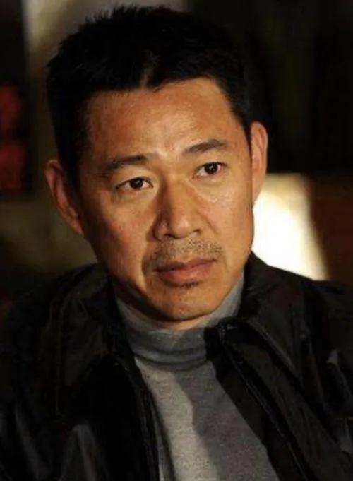 张丰毅不参加儿子婚礼原因首曝光,张丰毅不去儿子婚礼真正原因