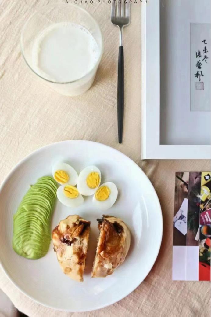 伊牧驼——新鲜驼乳的搬运工