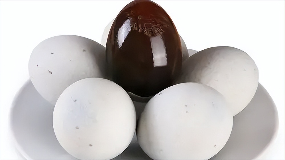 皮蛋被评为最恶心的食物,皮蛋有毒的食物