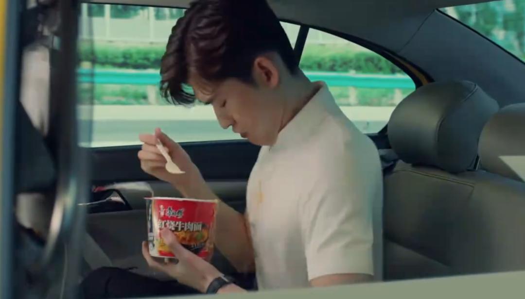 张翰回国后,出走半生归来仍是慕容云海