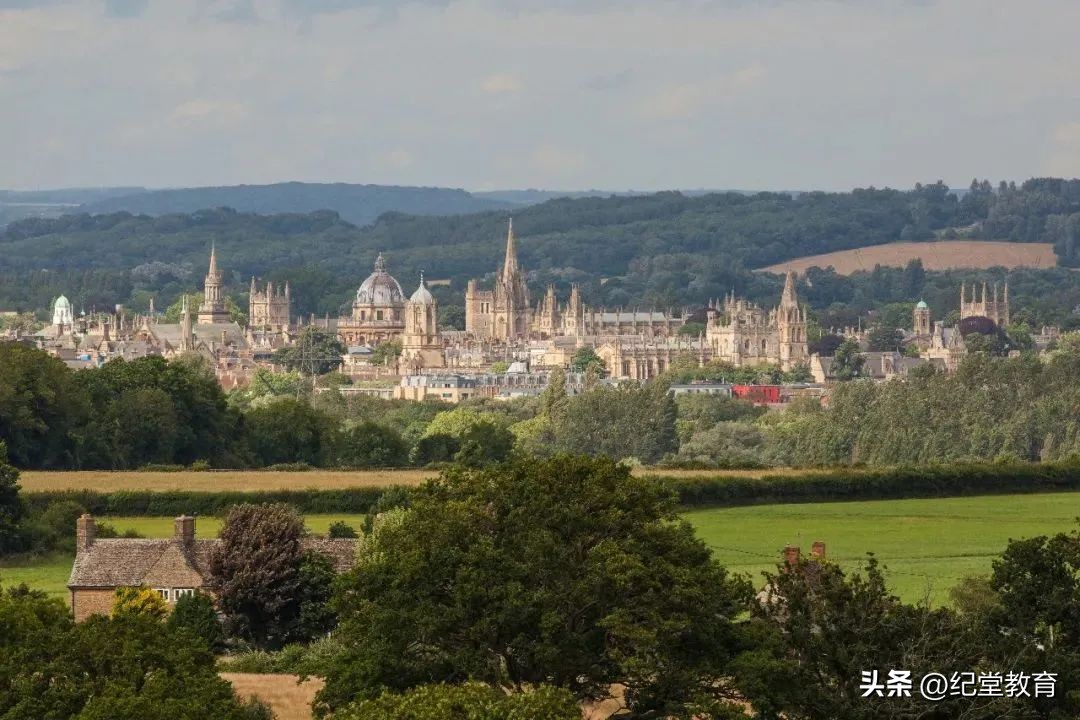 英国汇率走低原因有哪些,英国汇率下跌了吗