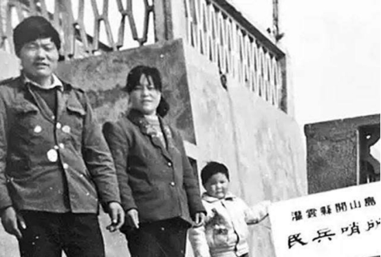 王继才夫妇守岛30年,王继才守开山岛一年多少工资