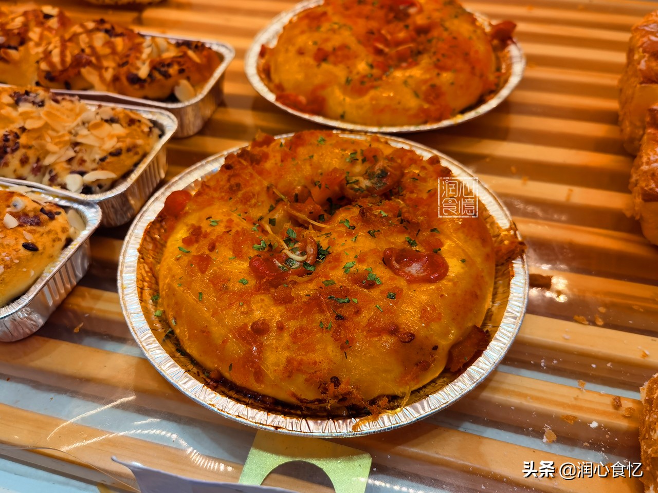 刚烤好的面包应该怎么保存时间长,什么样的面包常温下可以多存放