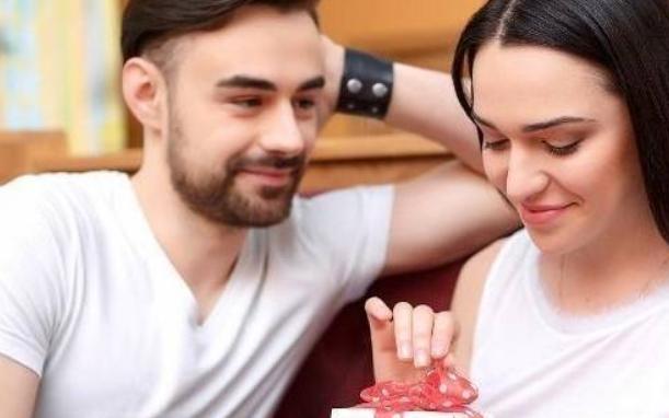 女生生理痛的时候要注意什么,女生生理痛什么时候开始