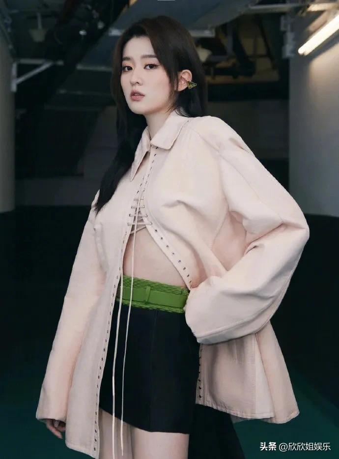 女明星乔欣走红毯,女明星乔欣