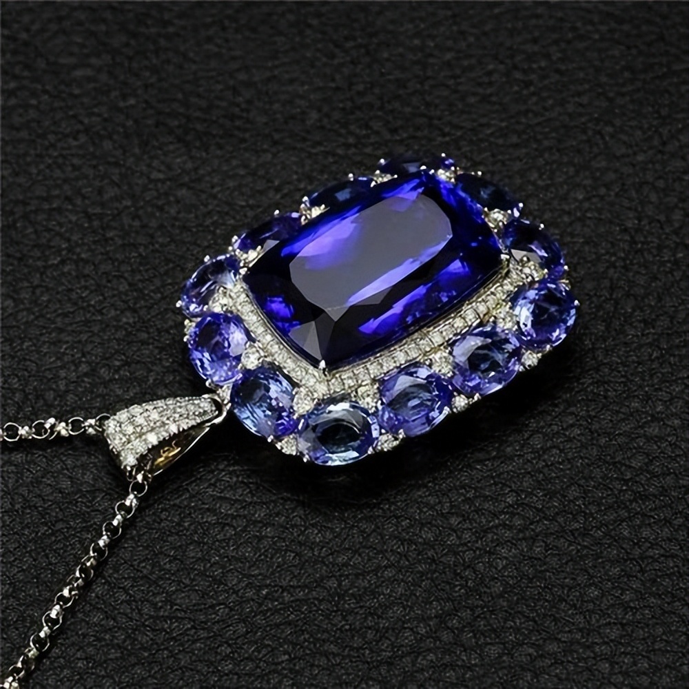 门儿里聊宝贝——坦桑石（质量评价）