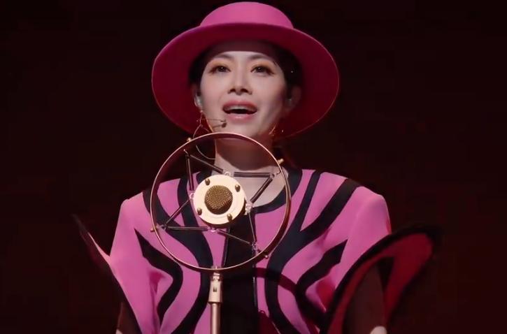 徐怀钰乘风完整版,徐怀钰公演直拍