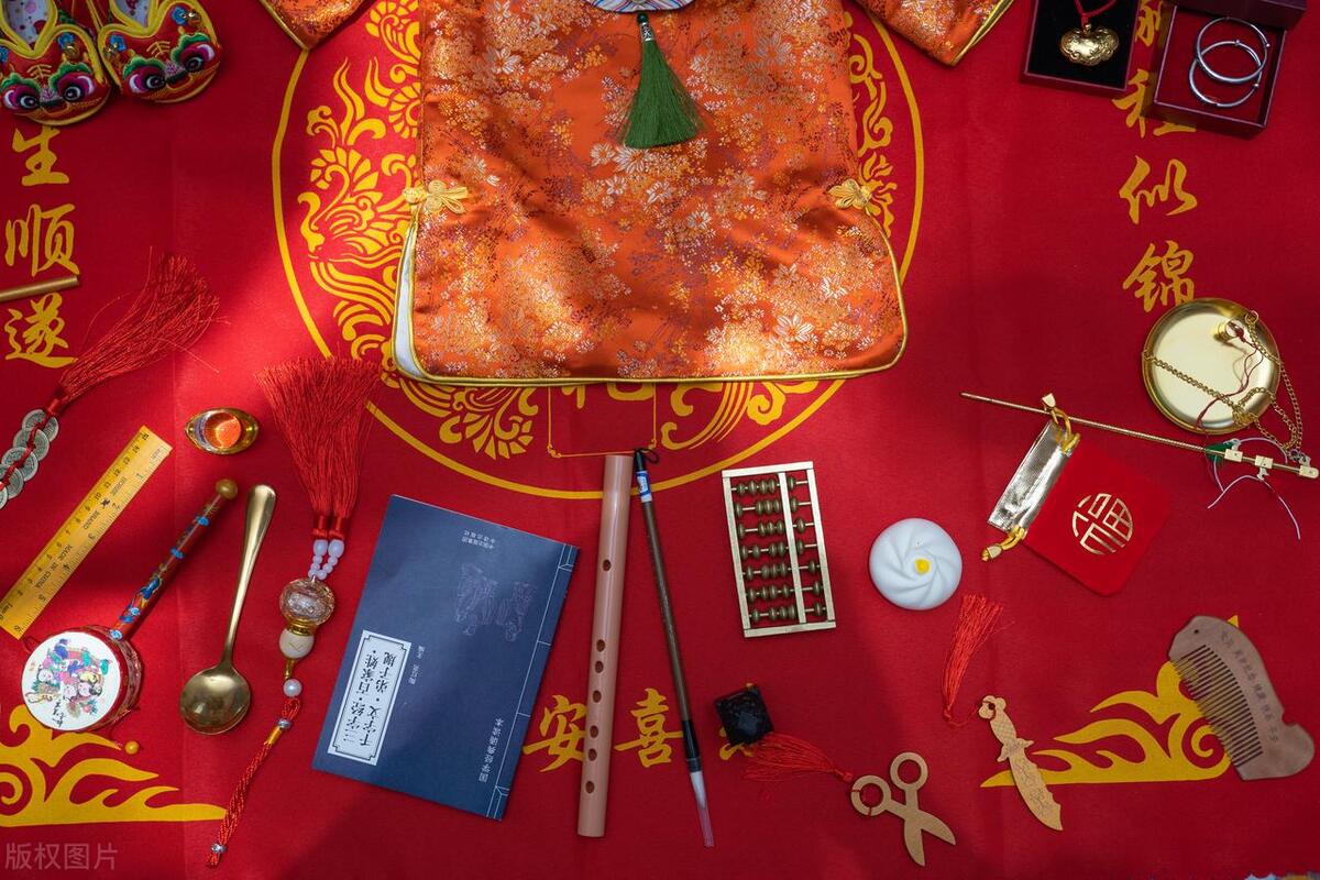 小孩过周岁抓周都有讲究吗,小孩抓周礼有必要办吗