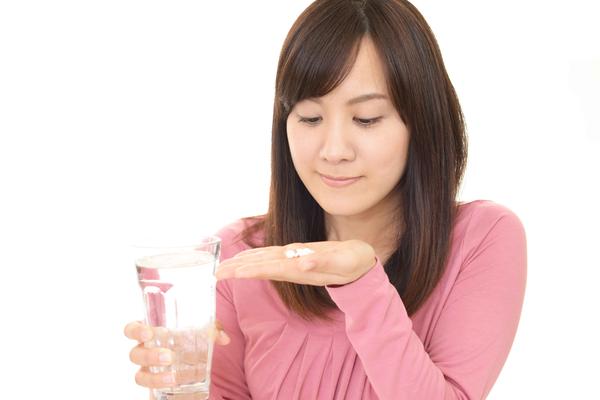 教你几个快速缓解胃酸小方法,如何缓解胃酸的症状