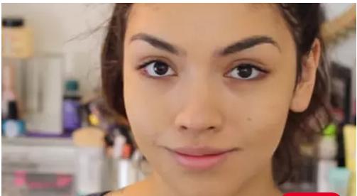 用刷子涂粉底液的正确方法,用手涂抹粉底液教程