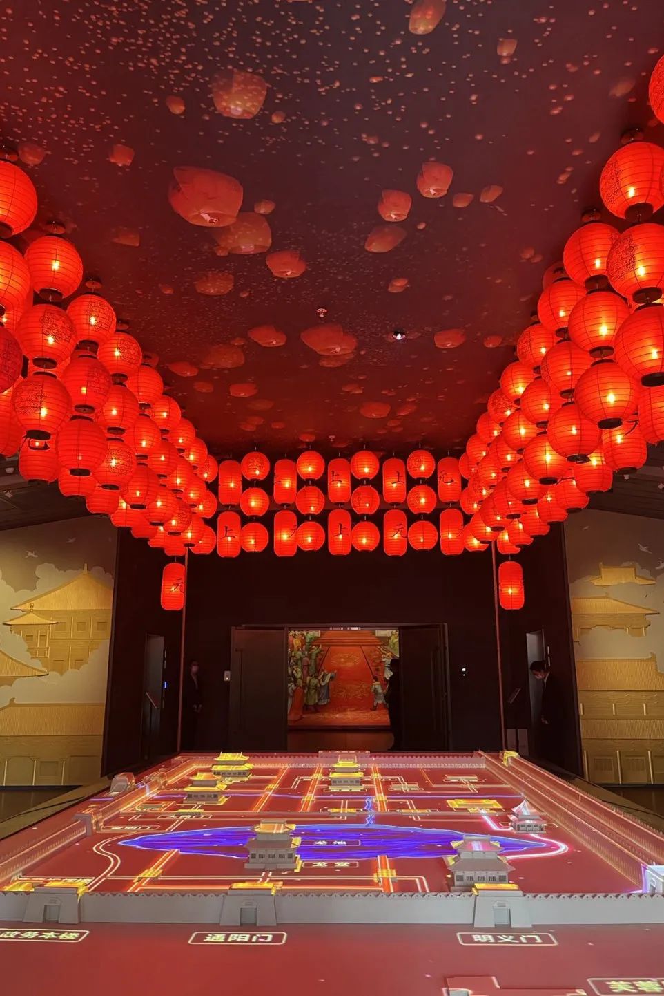 兴庆宫唐三彩博物馆门票,兴庆宫唐三彩博物馆汉服