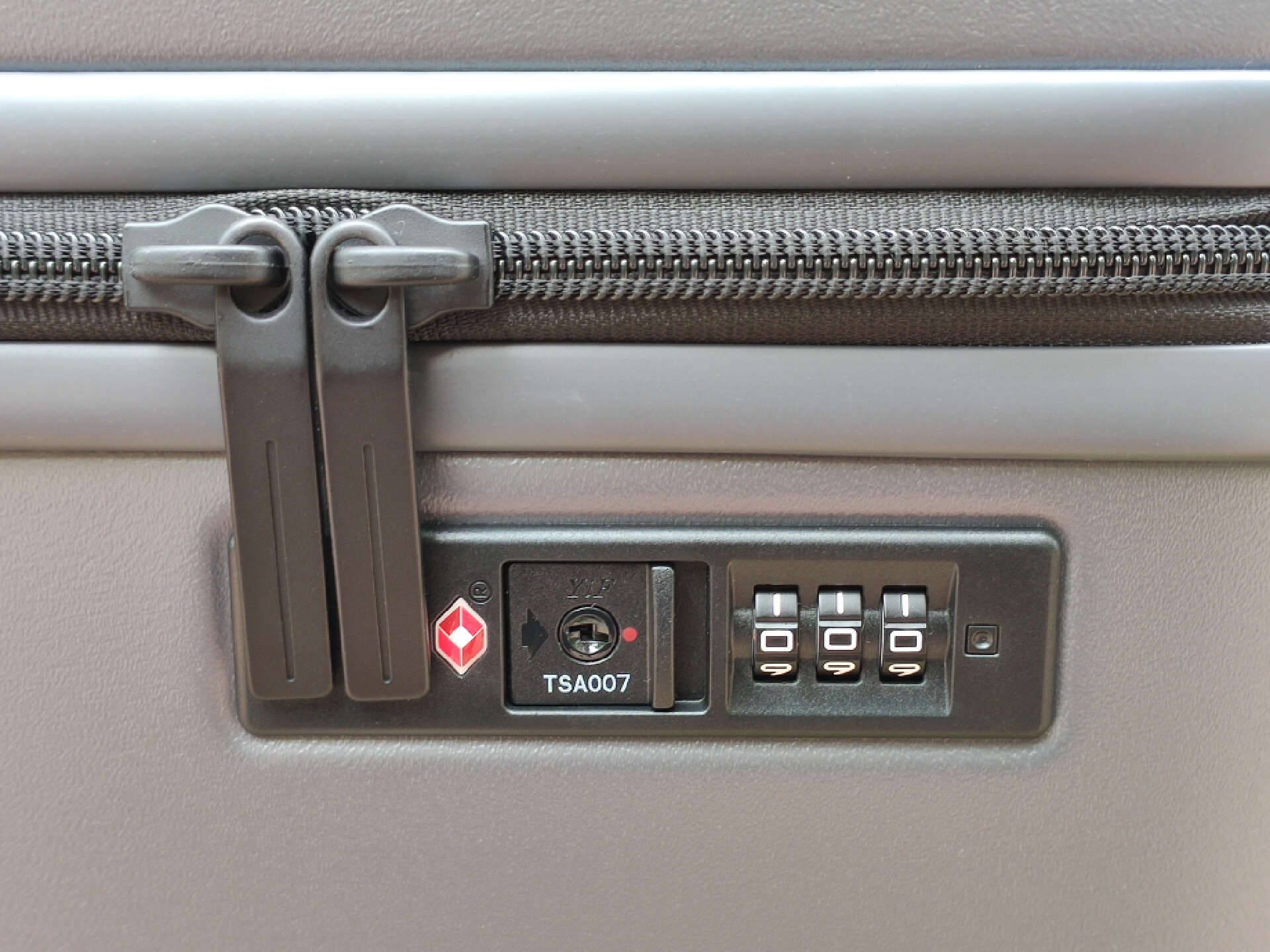 适合短期旅游的行李箱测评,带着米家旅行箱开启出行新体验