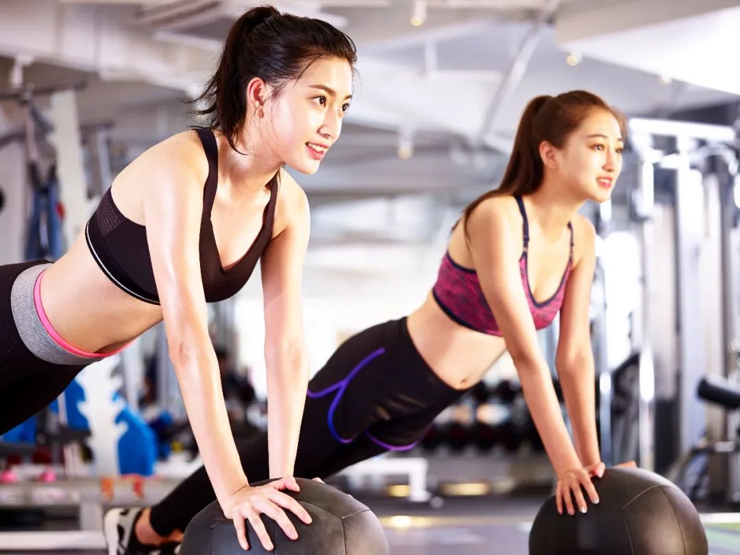 想去当健身教练怎么办,想成为健身教练应该从哪开始