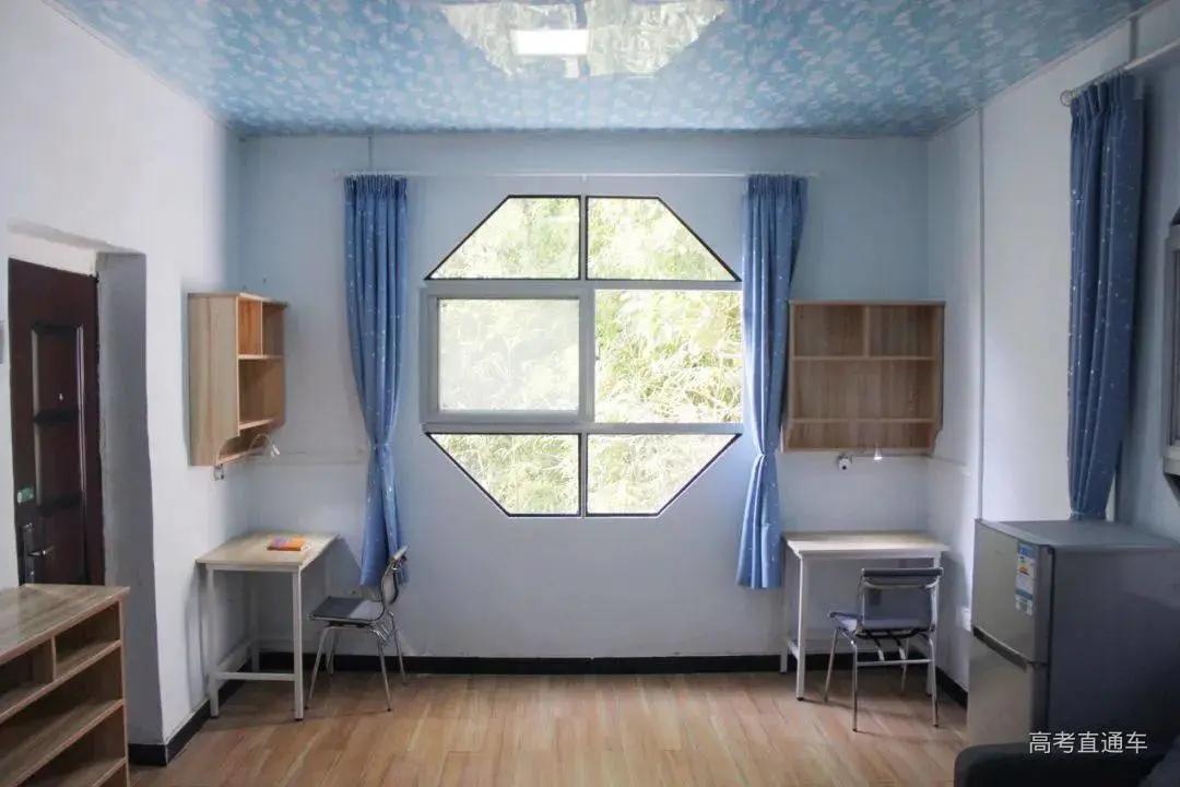 盘点那些环境极好大学宿舍,国内四大豪华大学宿舍