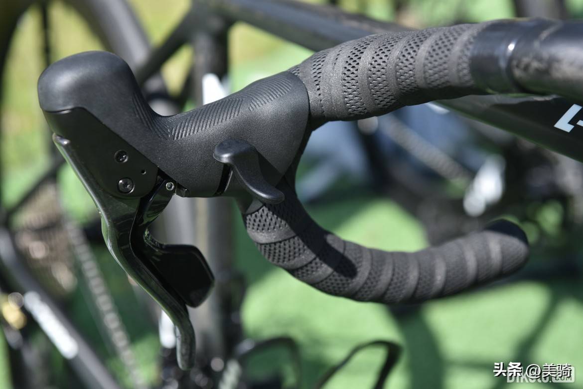 java全碳纤维油压碟刹改装,公路车碟刹电子变速套件推荐