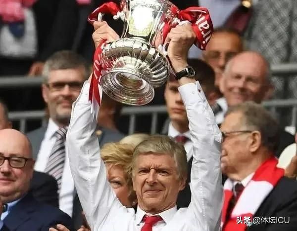 天下共一石搞笑说法,足坛段子一石阿森纳独占八斗