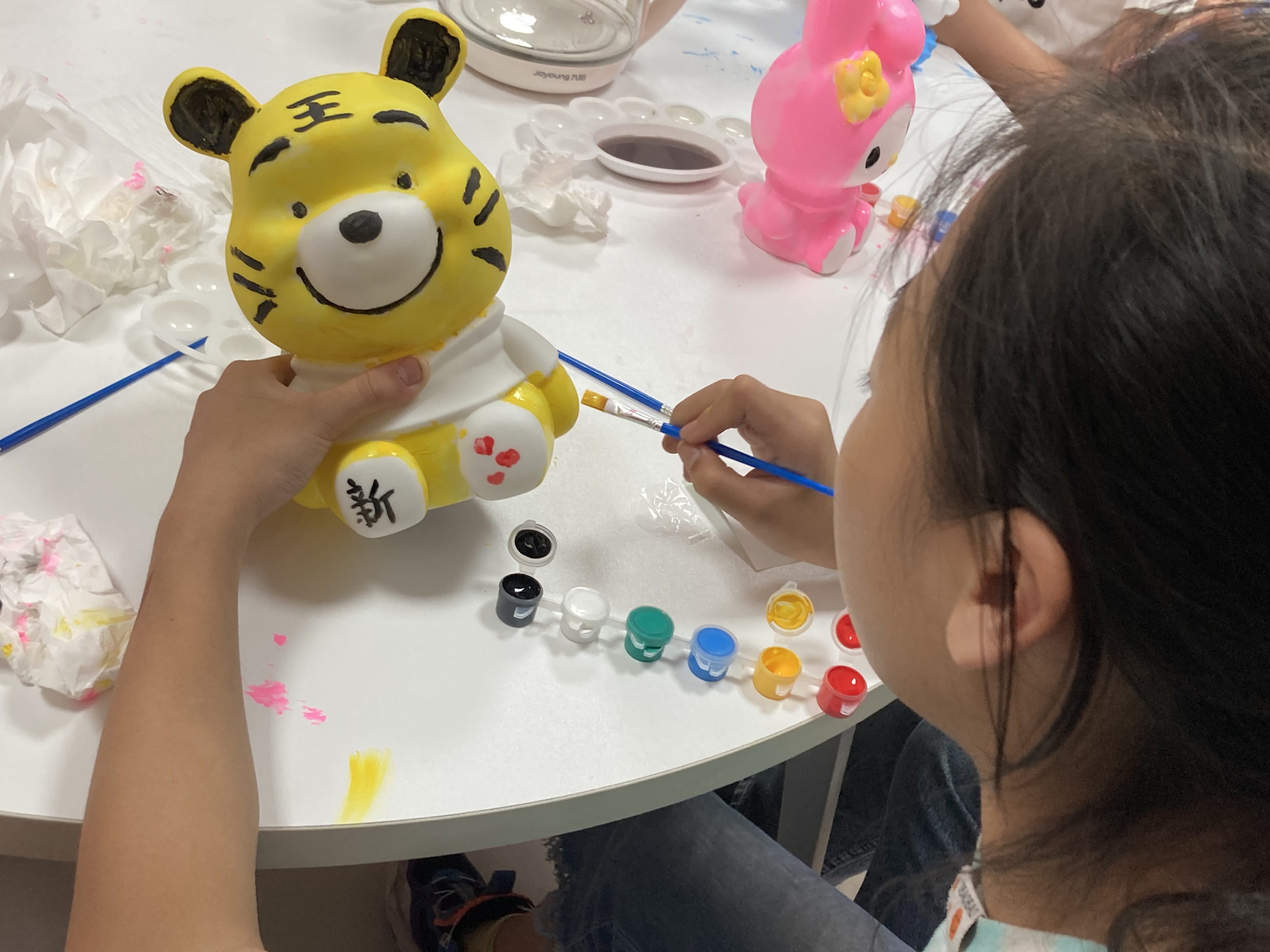 “6·1”特别报道·绵阳|小浮桥社区：“挖呀挖”七彩童年快乐六一