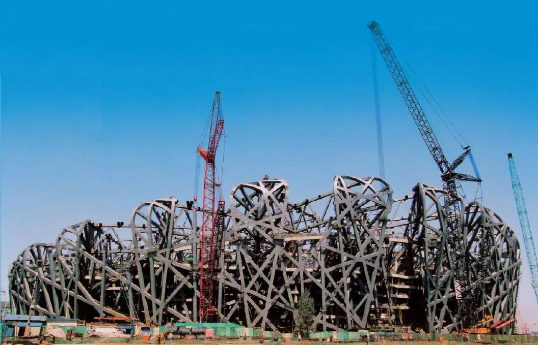 斥资34亿的鸟巢现在怎样了,34亿建造鸟巢还能用吗