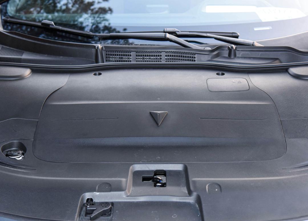 这两款自主品牌纯电轿车，20万上下，谁的选择性更强