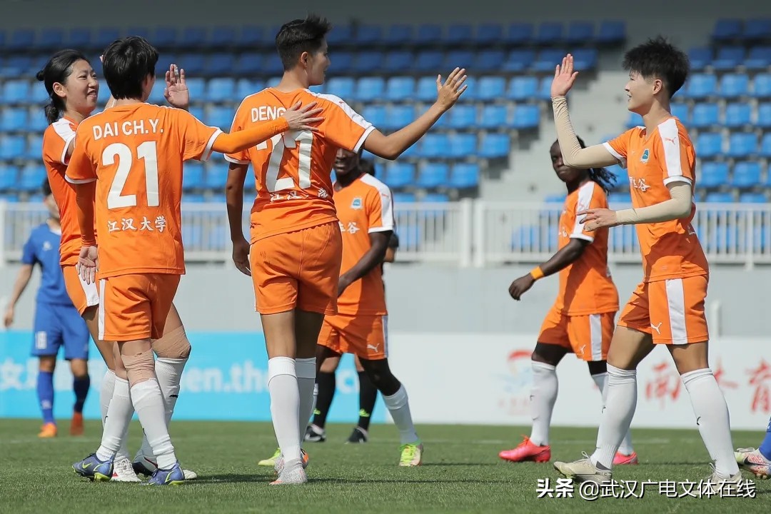 足球集装箱,足球球场集装箱