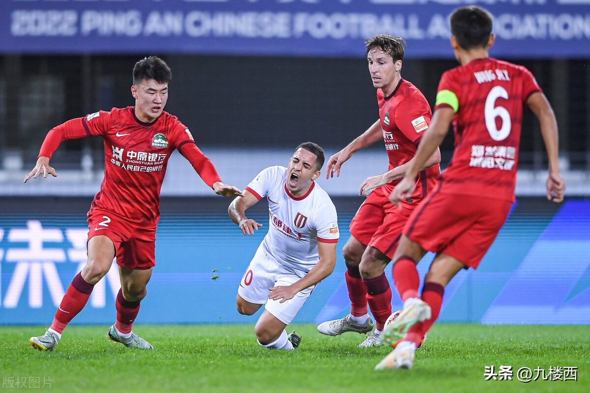 河南艰难：禁赛一年废了多拉多，联赛收尾再废卡兰加，专治不服？