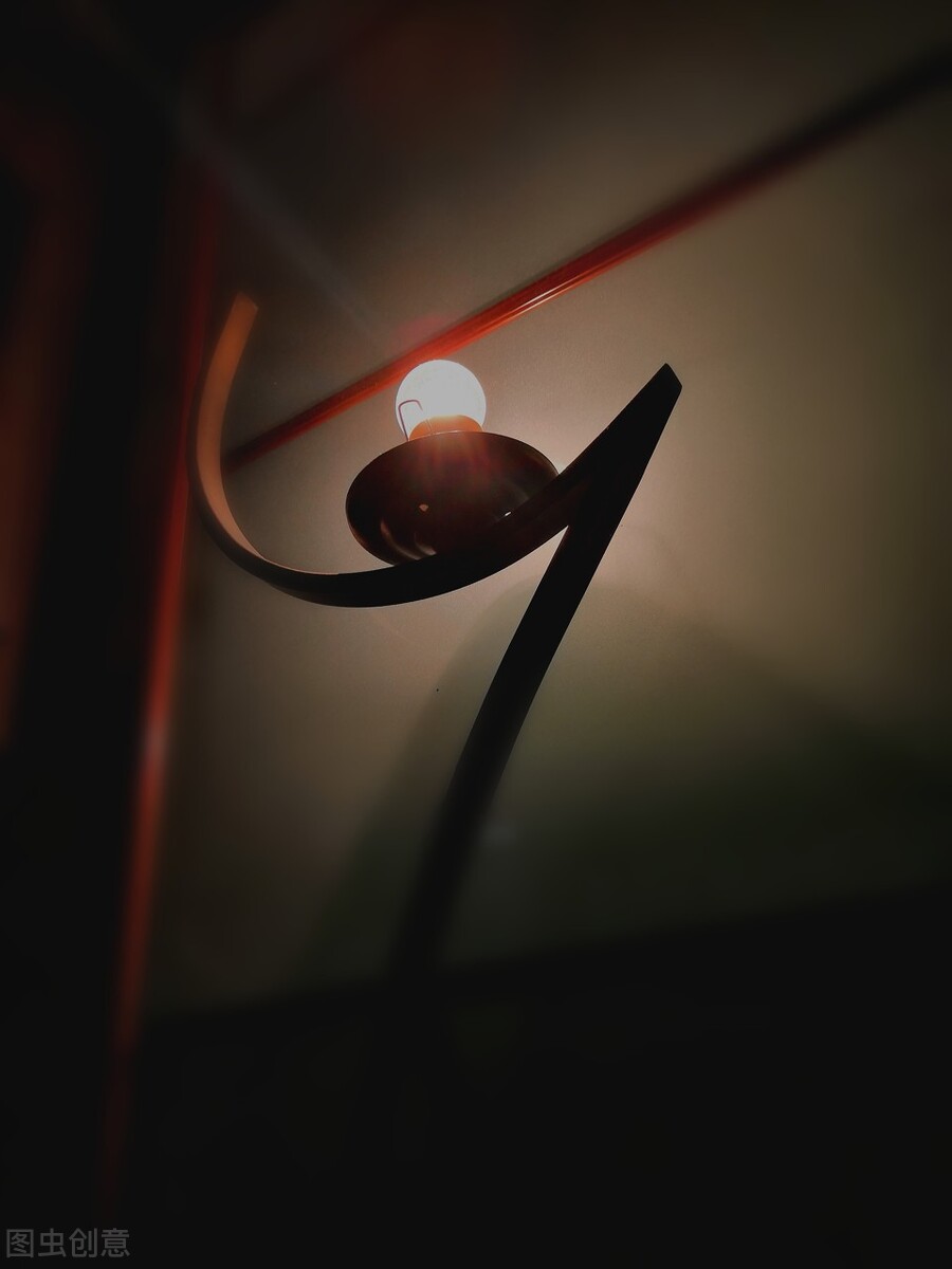 现代人冷漠的根本原因,现代人的冷漠和自私有什么区别