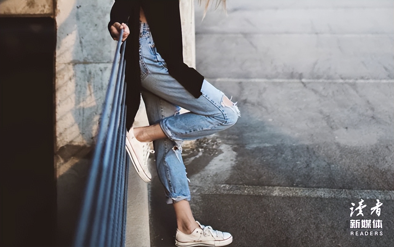 我姐嫁给了老公的哥哥,3年后的一天,她说了个惊人的故事